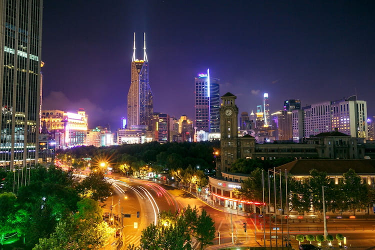 8D FESTIVE YEAR END DUAL THEME PARK SHANGHAI BEIJING + DISNEYLAND &amp; UNIVERSAL STUDIO